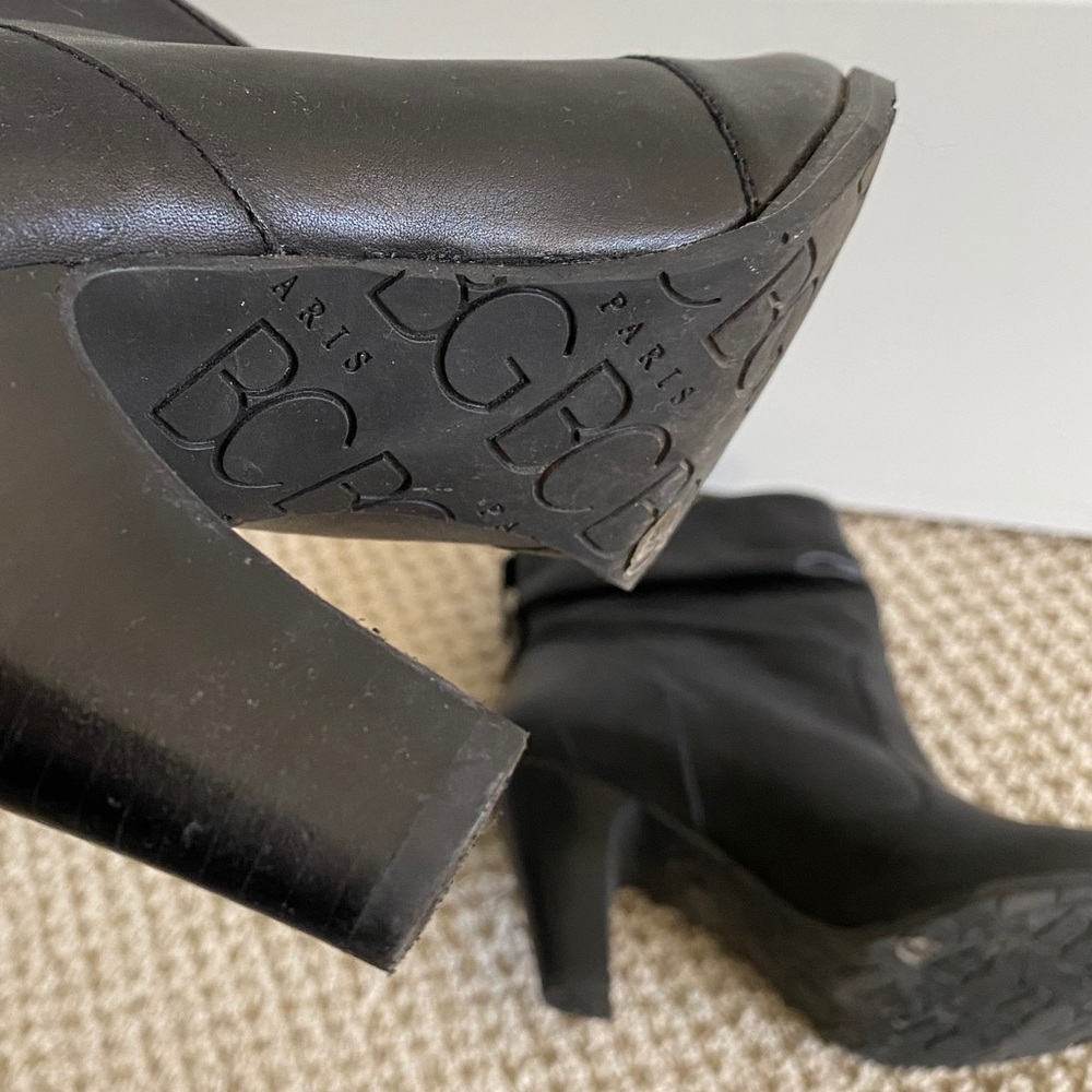 BCBG booties - Picture 3 of 8